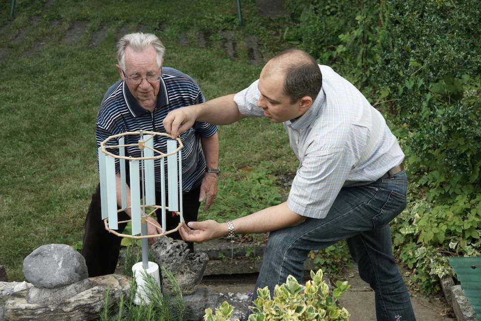 Agile Wind Power is based on the story of Karl Bahnmüller. In summer 2005, he built a windmill for his grandchildren.