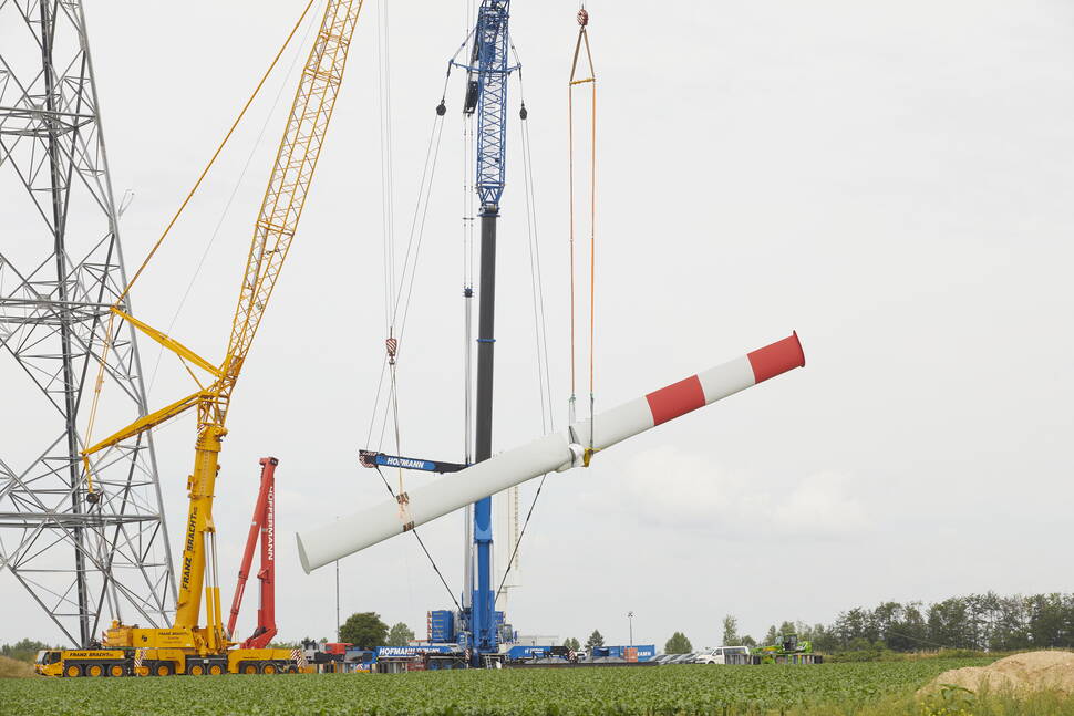 agilewindpower_fw_demontage-rotorblatt-_wie4143_1.jpg